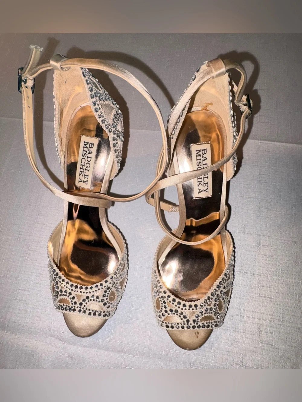 Badgley Mischka very good